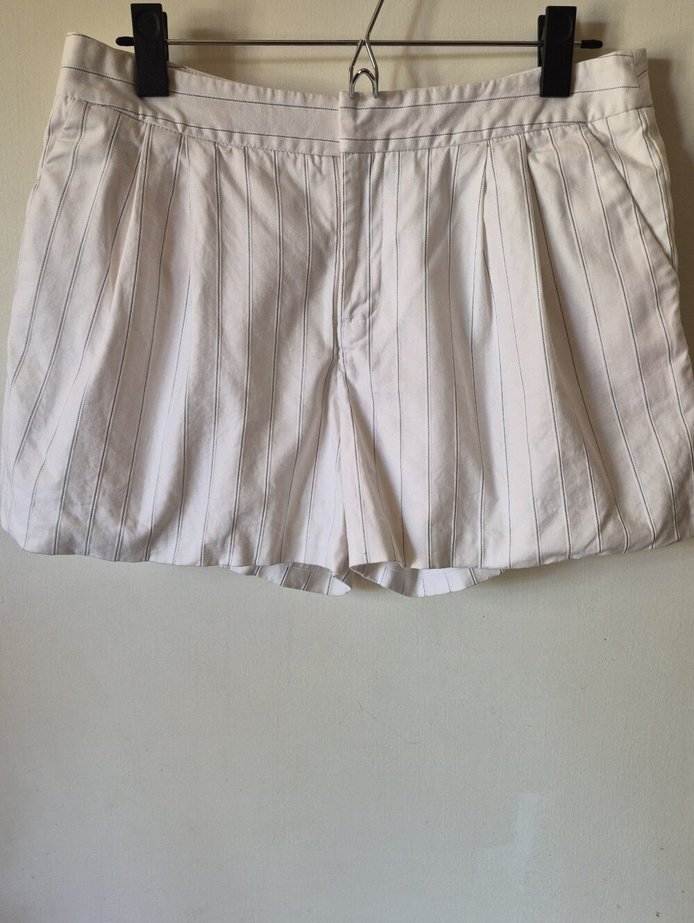 BCBGeneration White Elastic Waist Shorts with Pinstripe Trim